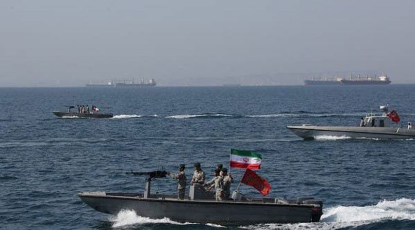 ضبط سفينتين تشحنان وقود مهرب في المياه الشمالية الغربية للخليج الفارسي