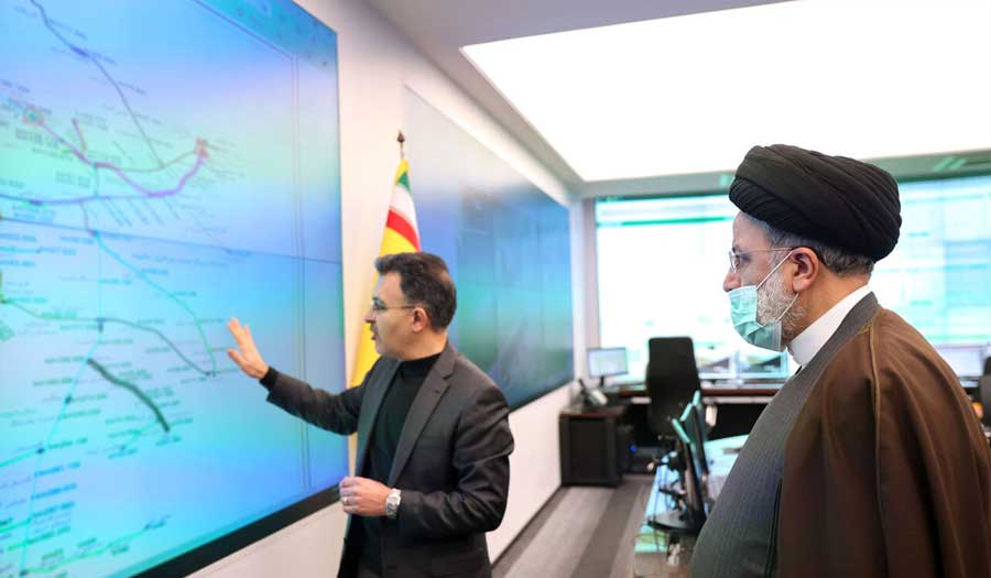 الرئيس الإيراني يؤكد خطة تجديد احتياطي النفط الاستراتيجي، وتوفير الوقود للمنازل