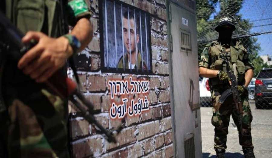 كتائب القسام تعرض معلومات تتعلق بملف الجنود الأسرى في غزة