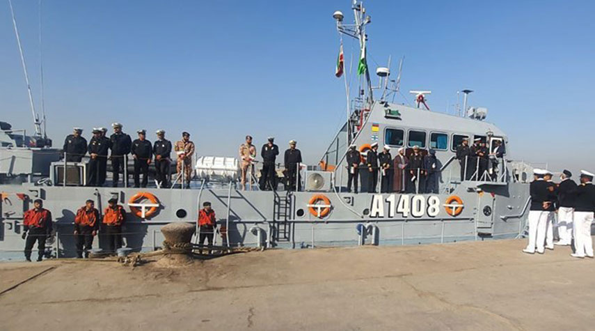 سفن حربية ايرانية ترسو في ميناء كراتشي