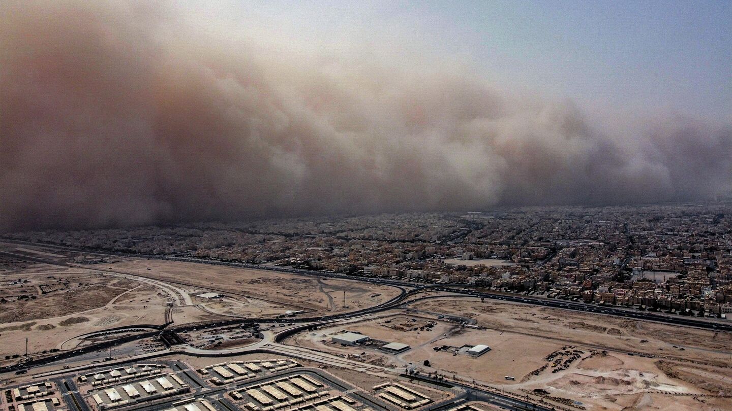 الكويت .. مشروع لمواجهة العواصف الرملية والترابية