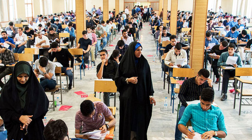 بالصور من ايران.. المرحلة الأولى من امتحان القبول الجامعي