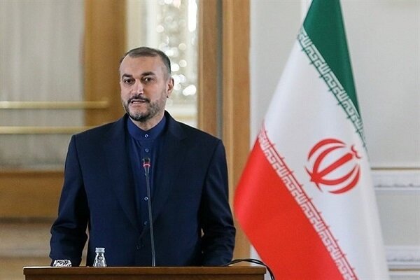 وزير الخارجية الايراني يصل الى العاصمة الأوزبكية طشقند