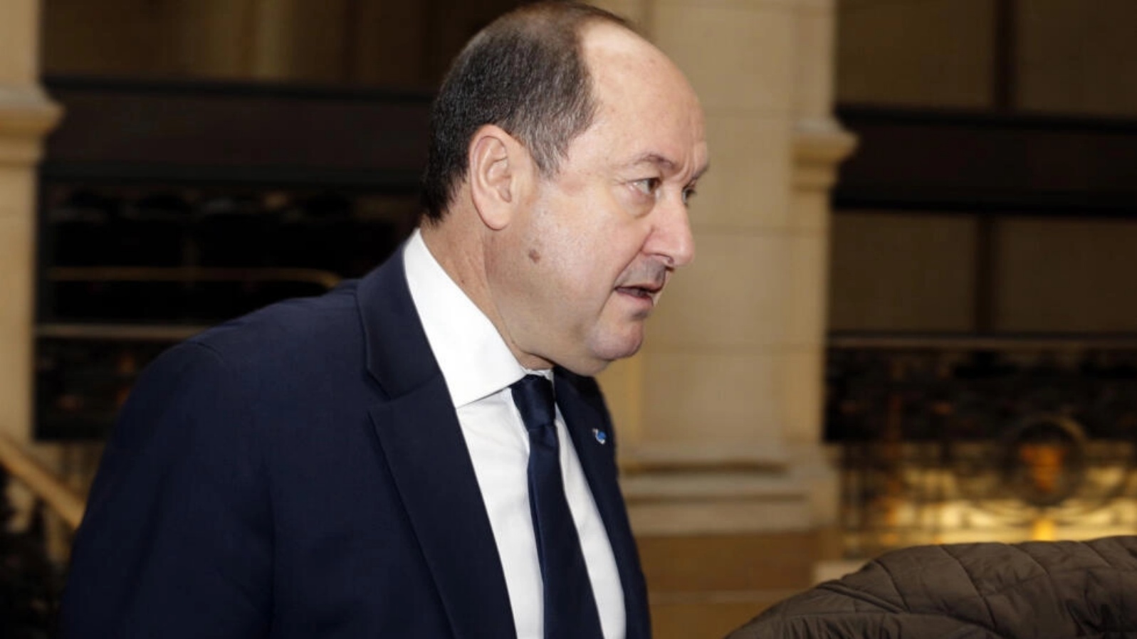 محاكمة رئيس سابق للاستخبارات الداخلية الفرنسية