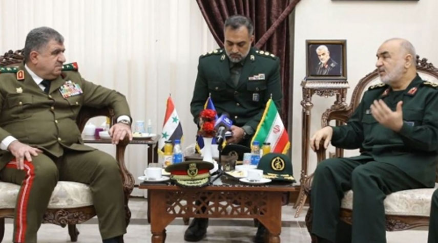 قائد حرس الثورة يؤكد على دعم القوات المسلحة السورية في مختلف المجالات