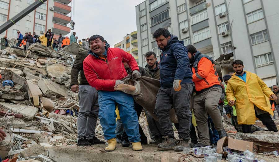الزلازل والهزات الأرضية عبرة تهز ضمير الإنسانية