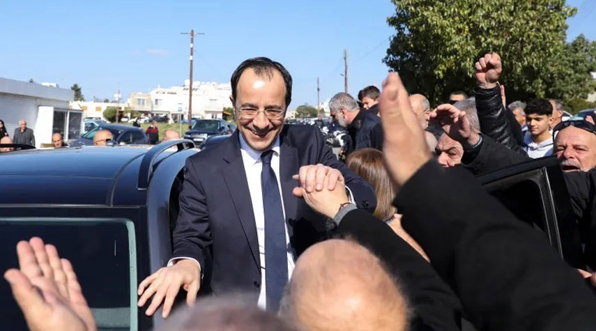نيكوس كريستودوليدس يفوز بانتخابات الرئاسة في قبرص