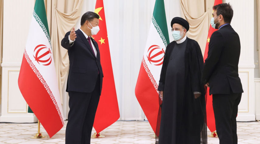 بكين: العلاقات الإيرانية والصينية تشهد زخماًّ جيّداً 