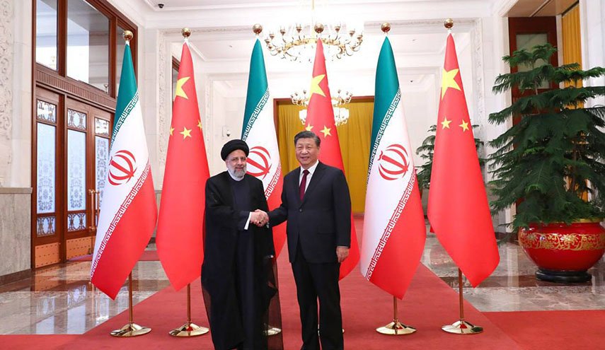 استقبال رسمي للرئيس الإيراني في الصين