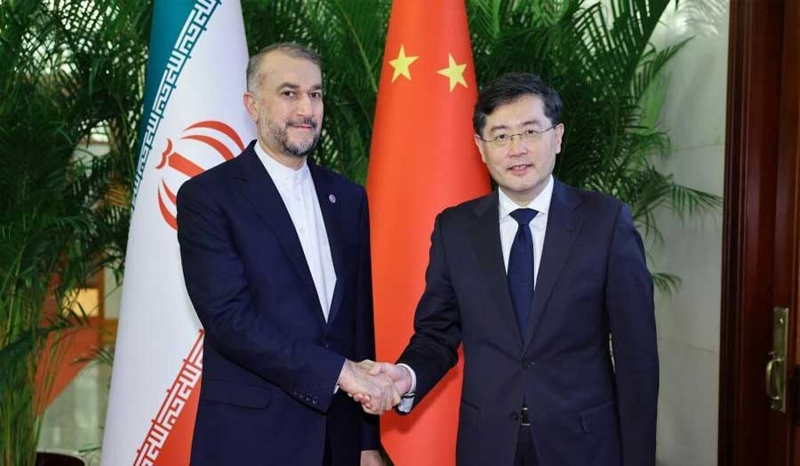 عبد اللهيان يبحث مع نظيره الصيني القضايا الثنائية والتعاون الاستراتيجي