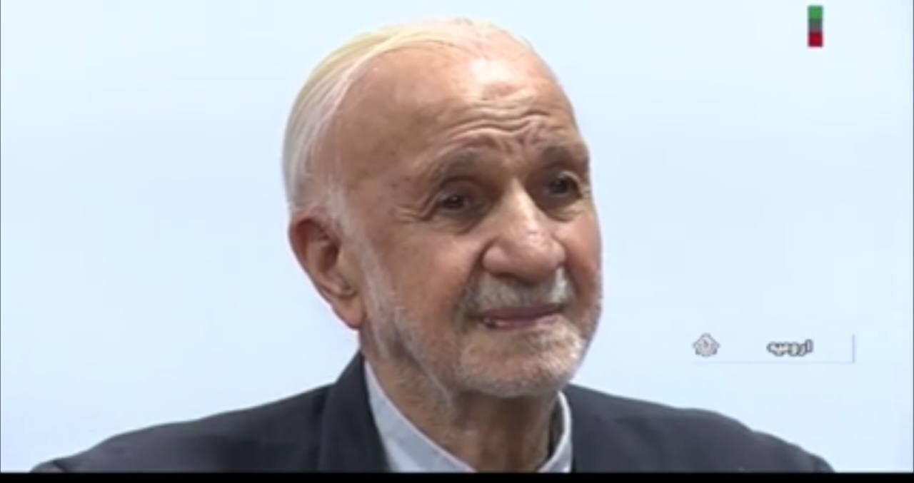 إيراني ينال شهادة الدكتوراه و هو في سن91 عاما