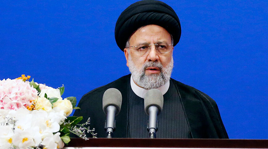 رئيسي: ايران تواجه حرباً اقتصادية وسياسية وعسكرية