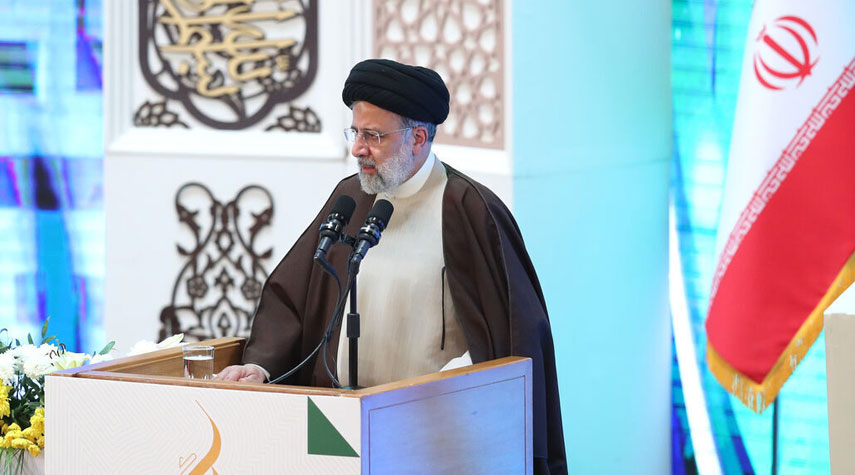 رئيس الجمهورية: العدو أظهر عجزه في النيل من المجتمع الاسلامي