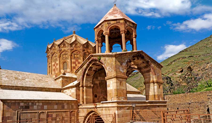 "سنت إستبانوس".. ثاني أهم كنيسة للأرمن في إيران