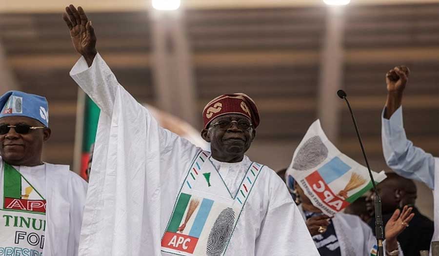 مرشّح الحزب الحاكم في نيجيريا يفوز بالانتخابات الرئاسية