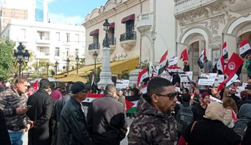 وقفة تضامنية في تونس للتنديد بالحصار المفروض على سوريا