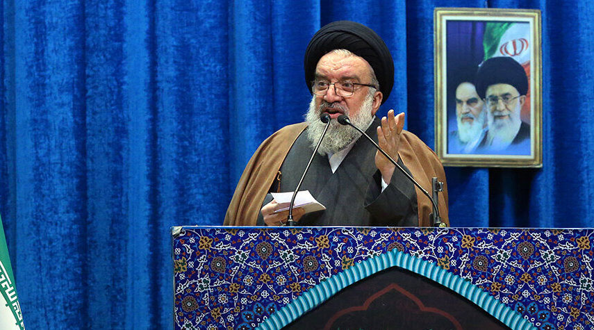 خطيب جمعة طهران: كل الأديان السماوية تؤمن بالمهدوية