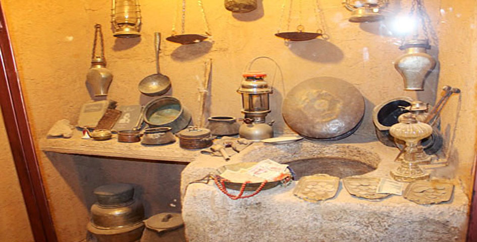 إيران.. تنظيم معرض للآثار القديمة في شوشتر