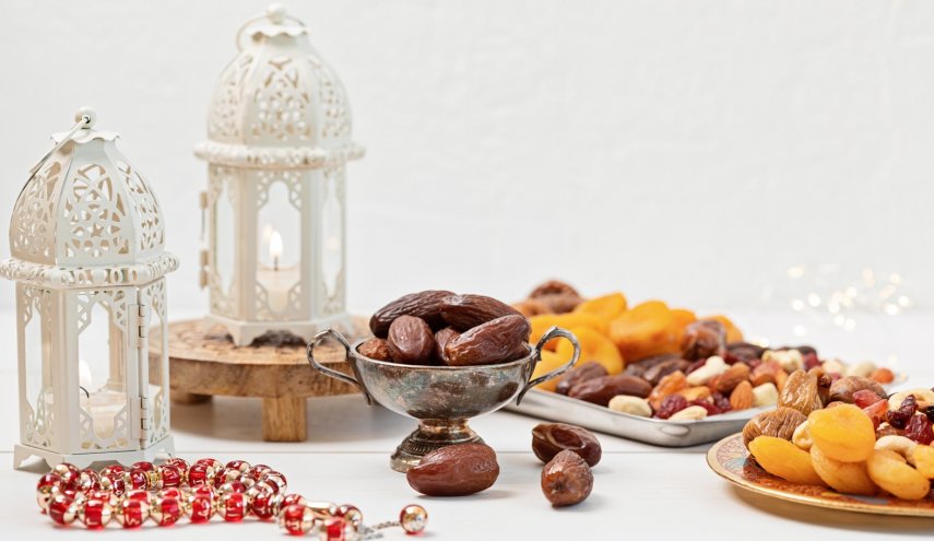 قبيل رمضان.. نصائح عند شراء الفواكه المجففة والمكسرات!