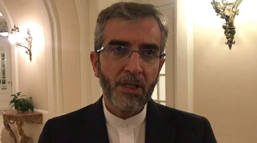 مساعد وزير الخارجية الإيراني يجري مشاورات مع وزير خارجية عمان ونائبه