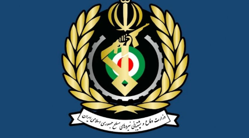 الدفاع الإيرانية: الشعب الإيراني اختار "الجمهورية الإسلامية" بوعي وإلتزام