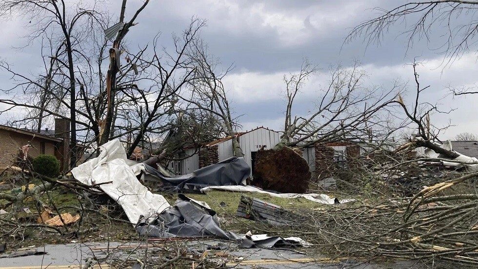 18 قتيلا حصيلة ضحايا العواصف في الولايات المتحدة