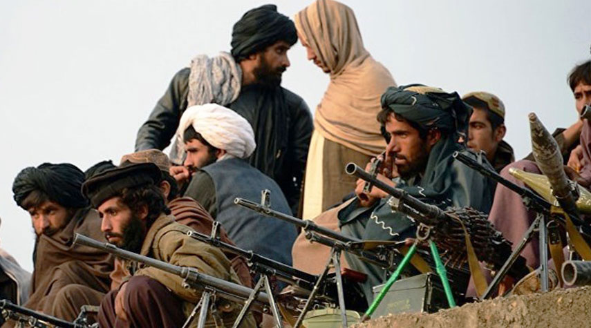 حركة طالبان تحتجز 3 بريطانيين في أفغانستان