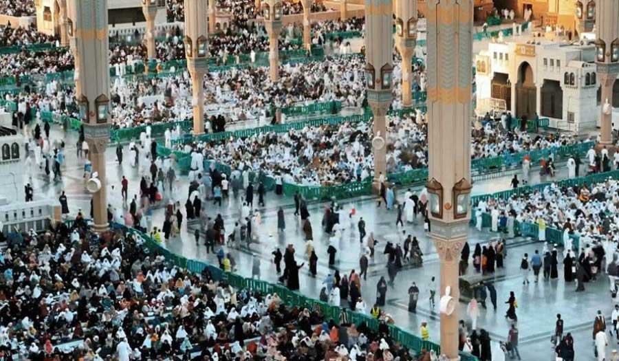 أكثر من 10 ملايين زائر ومصل للمسجد النبوي بالعشر الأوائل من رمضان