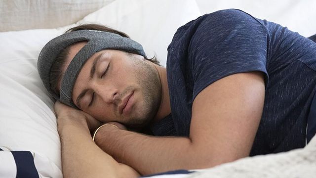 "حيلة عسكرية" تساعدك على النوم في 10 ثوان فقط!