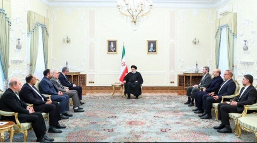 رئيسي: أولى مهام سفراء إيران تعزيز العلاقات السياسية والاقتصادية