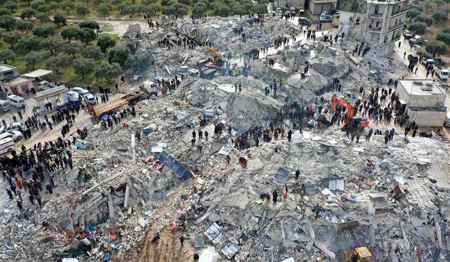 تركيا تكشف آخر حصيلة لوفيات الزلزال المدمر