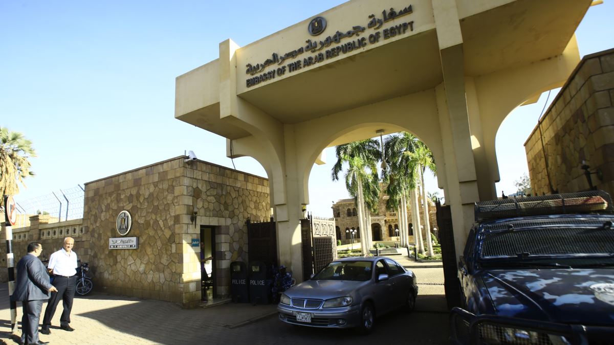 السفارة المصرية.. نداء عاجل لرعاياها في السودان