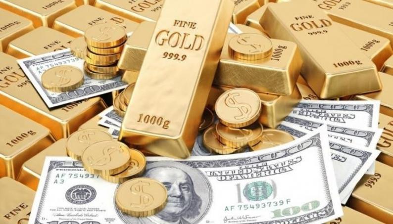 الأسواق العالمية.. الذهب يرتفع مع تراجع الدولار 