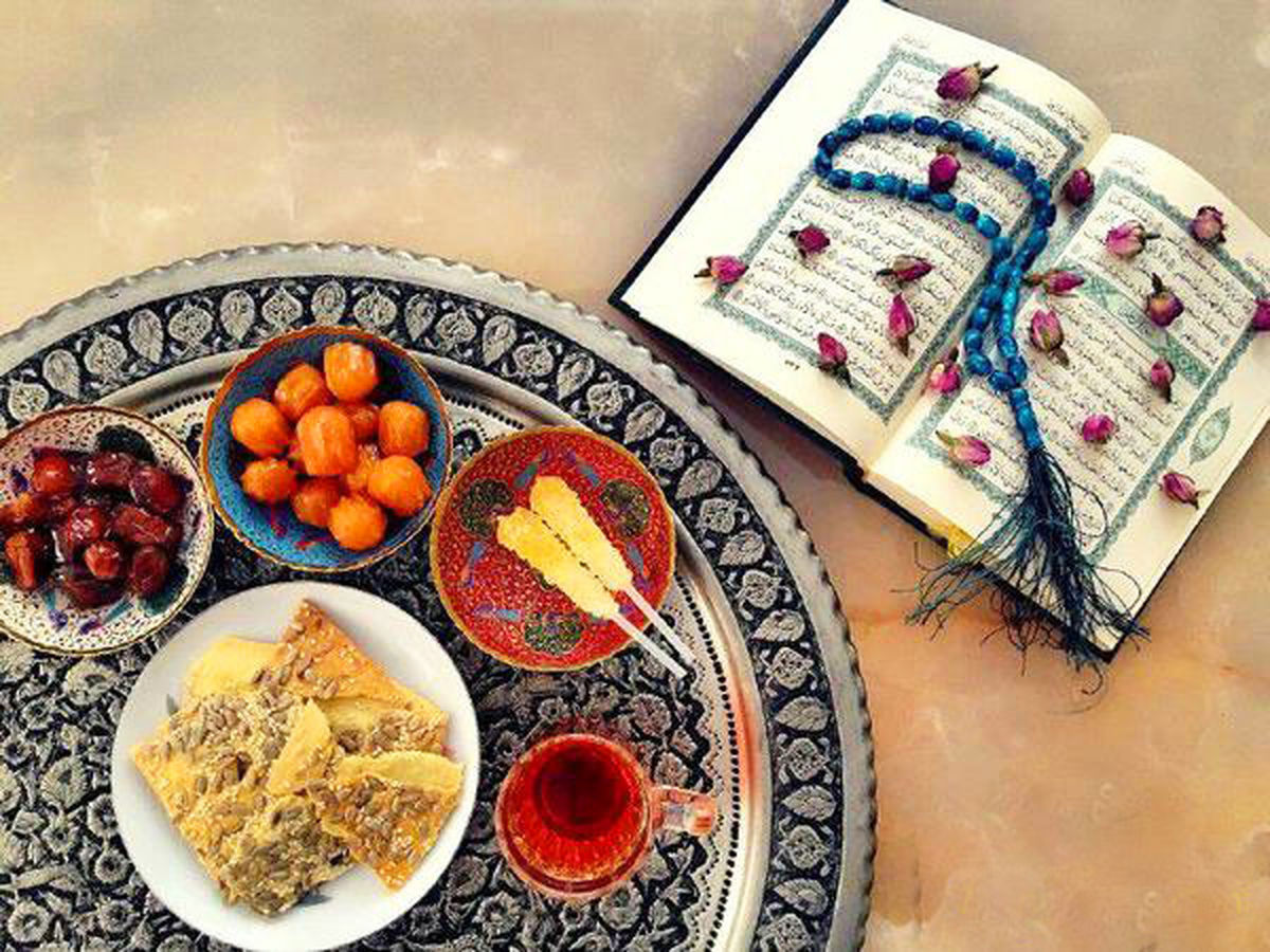 شاهد.. مائدة إفطار الإيرانيين في الشهر الفضيل+صور