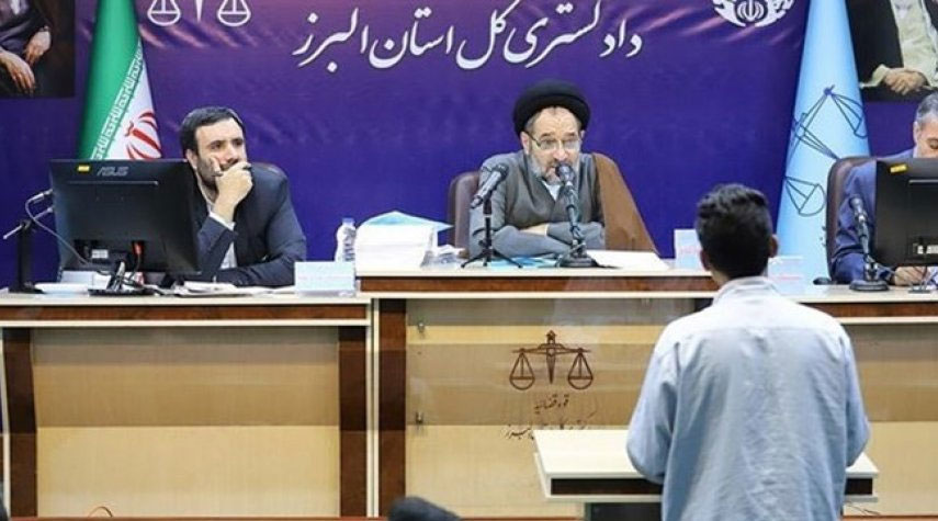 إيران..إصدار الأحكام بحق 14 متهماً في قضية استشهاد أحد التعبويين