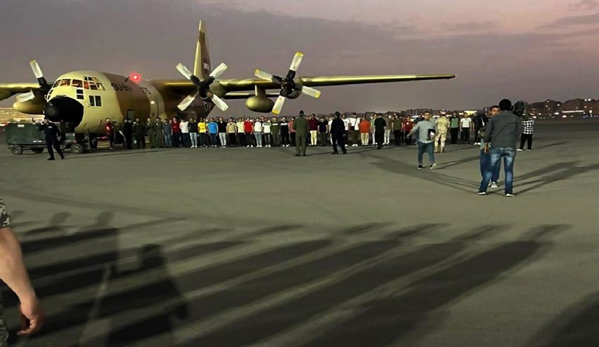 السودان: إجلاء 177 من الأطقم الفنية للقوات الجوية المصرية