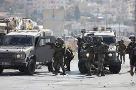 اعتقال 17 فلسطينيا في الضفة والقدس المحتلة
