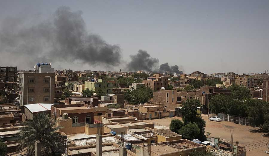 القاهرة تعلن إصابة أحد موظفي سفارتها في السودان بطلق ناري