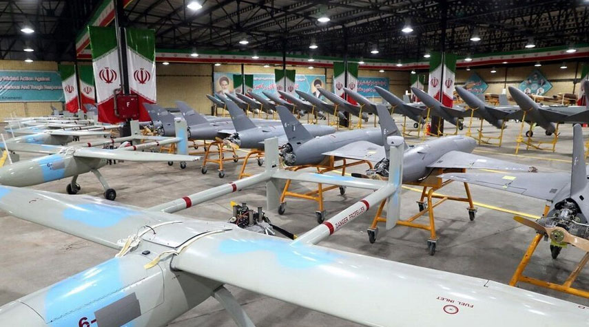 وزير الدفاع الإيراني يعلن تزويد الجيش بـ 200 طائرة مسيّرة