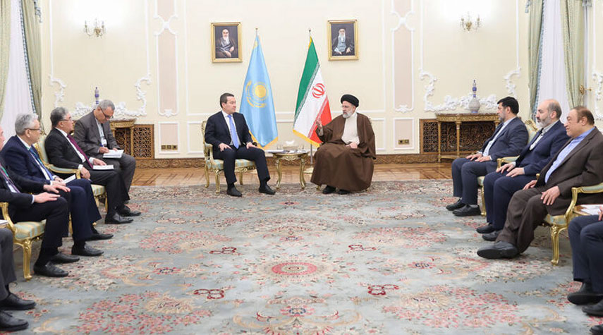 رئيسي: يجب تحسين مستوى العلاقات الايرانية الكازاخستانية