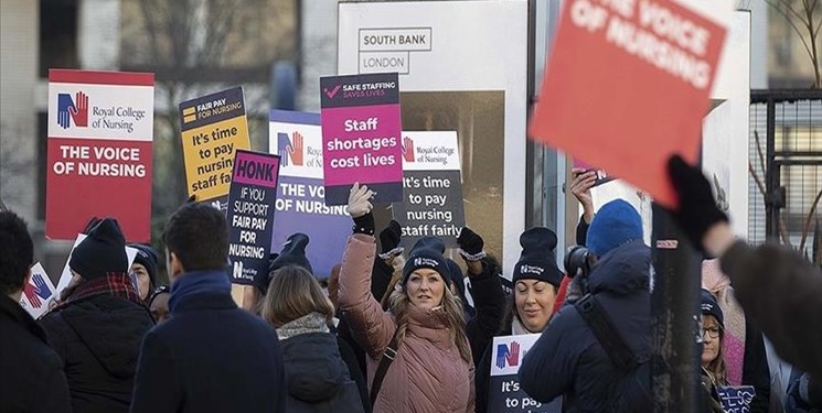 بريطانيا.. إضرابات للممرضين قد تستمر سنوات