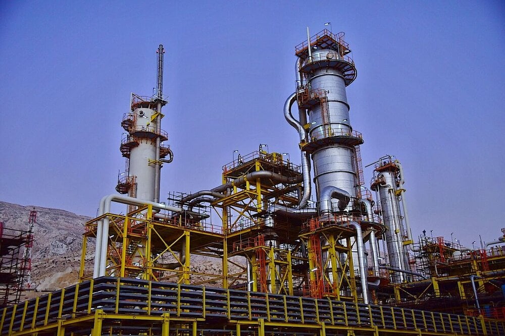 البتروكيمياويات الإيرانية ترفع الإنتاج الى 140 مليون طن