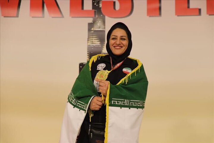 إيرانية تحرز ذهبية بطولة آسيا لمصارعة الذراع