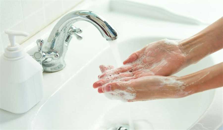 دراسة: غسل اليدين بالصابون يقي من أمراض الجهاز التنفسي 