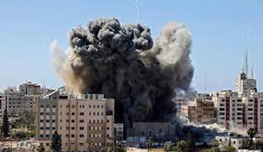 قوات الاحتلال تواصل الغارات الجوية على مناطق متفرقة من قطاع غزة