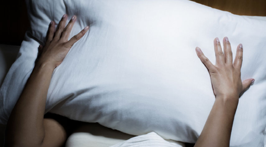 دراسة تحدد اضطرابات شائعة في النوم تزيد من خطر الإصابة بألزهايمر والسكتة الدماغية