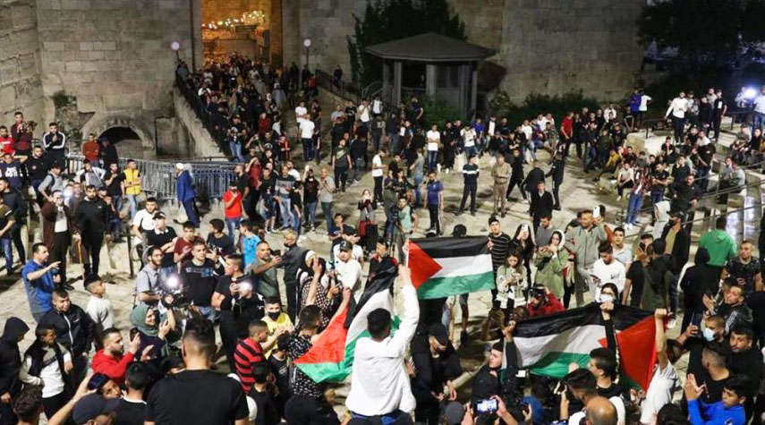 احتفالات في غزة والمخيمات الفلسطينية بالانتصار على العدوان
