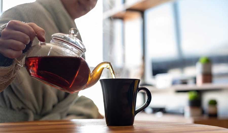 دراسة: الشاي والقهوة يخفضان خطر الإصابة بسرطان الدماغ