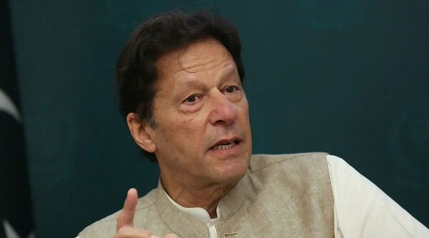عمران خان يدعو مواليه إلى "تظاهرات جديدة" في باكستان