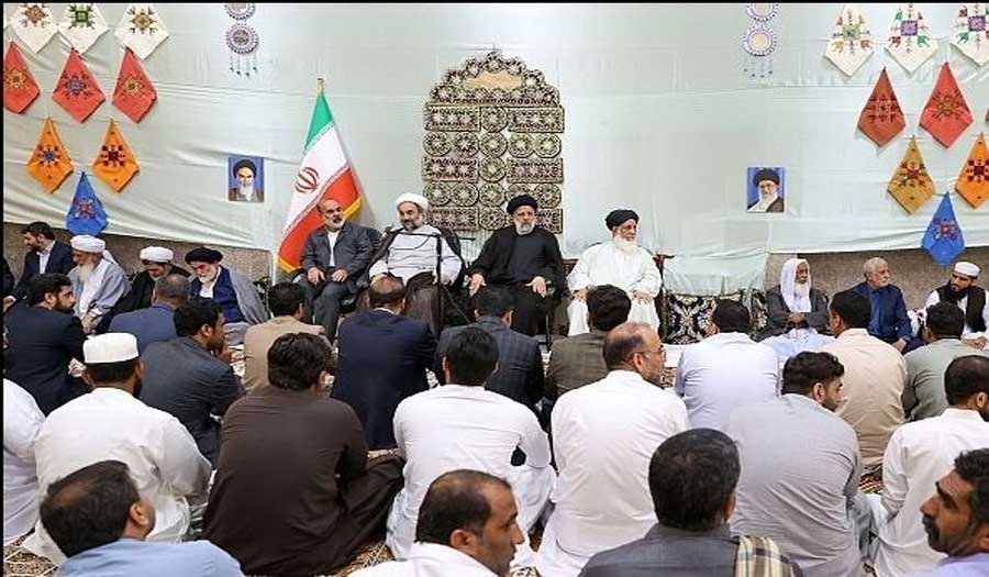 الرئيس الإيراني: من يمس الوحدة الوطنية يتماشى مع استراتيجية العدو